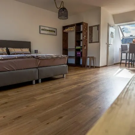 Apartament 21 / Zentral / Terrasse / Seilbahn Blick