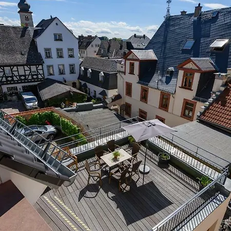 21 / Zentral / Terrasse / Seilbahn Blick
