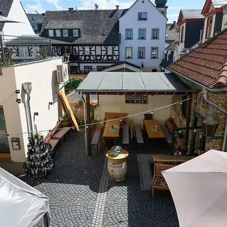 21 / Zentral / Terrasse / Seilbahn Blick *